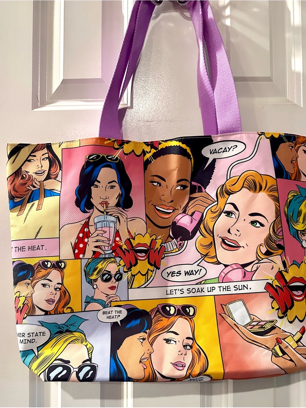 Pop Art Comic Print Tote Bag in Multicolor
